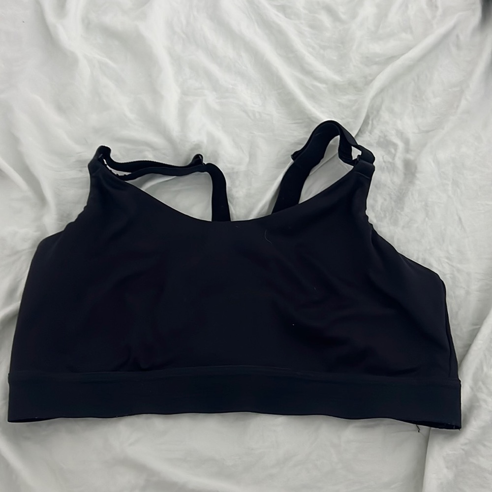 Large sports bra